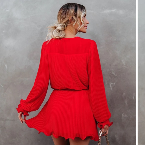 VICI Collection bright red dress NEVER WORN. Fun and flirty dress. - Picture 5 of 7